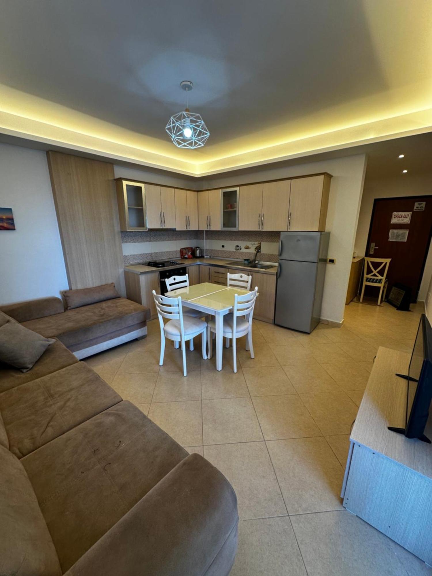 Villa Arberia Kryemedhej ภายนอก รูปภาพ