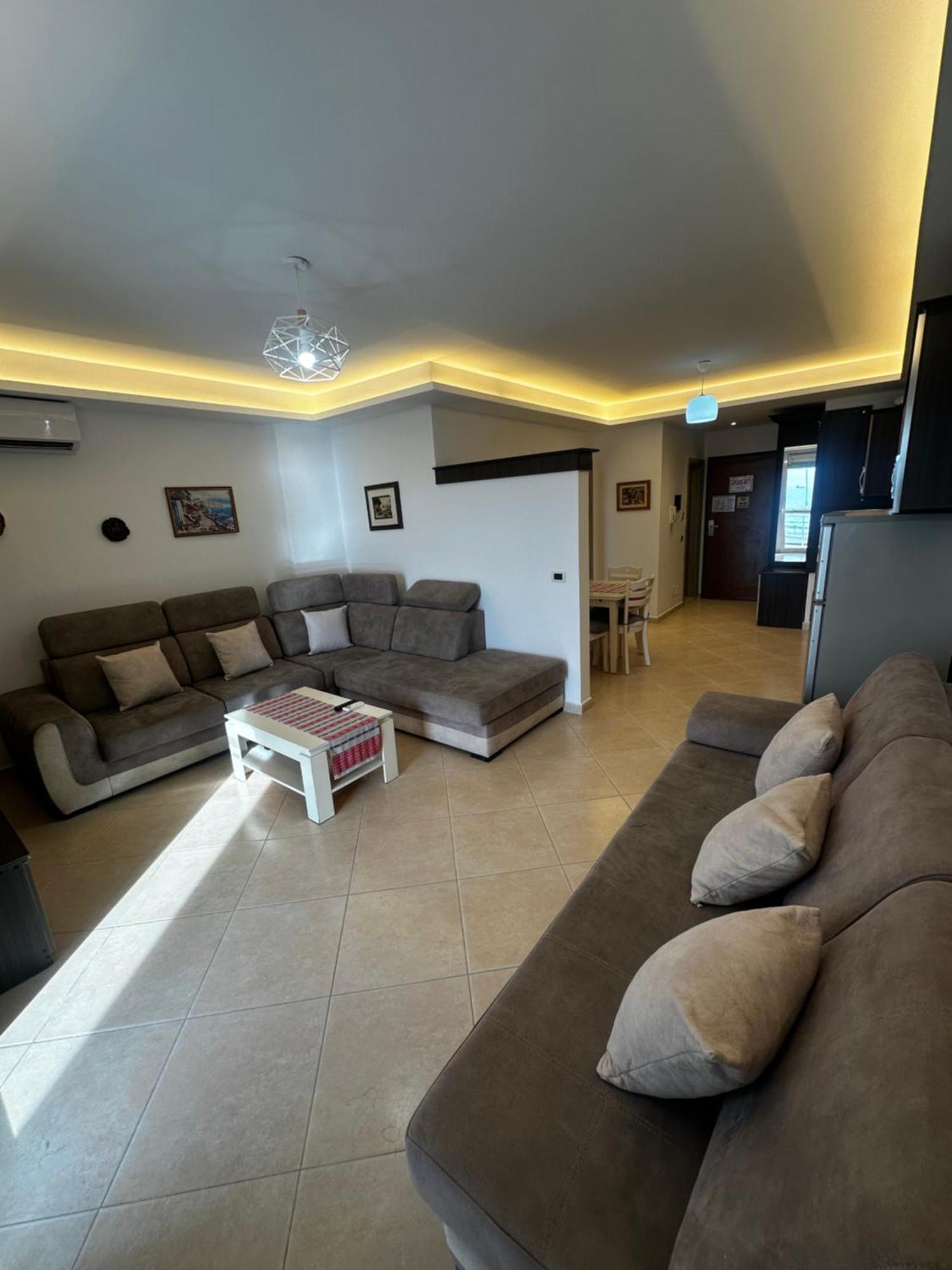 Villa Arberia Kryemedhej ภายนอก รูปภาพ